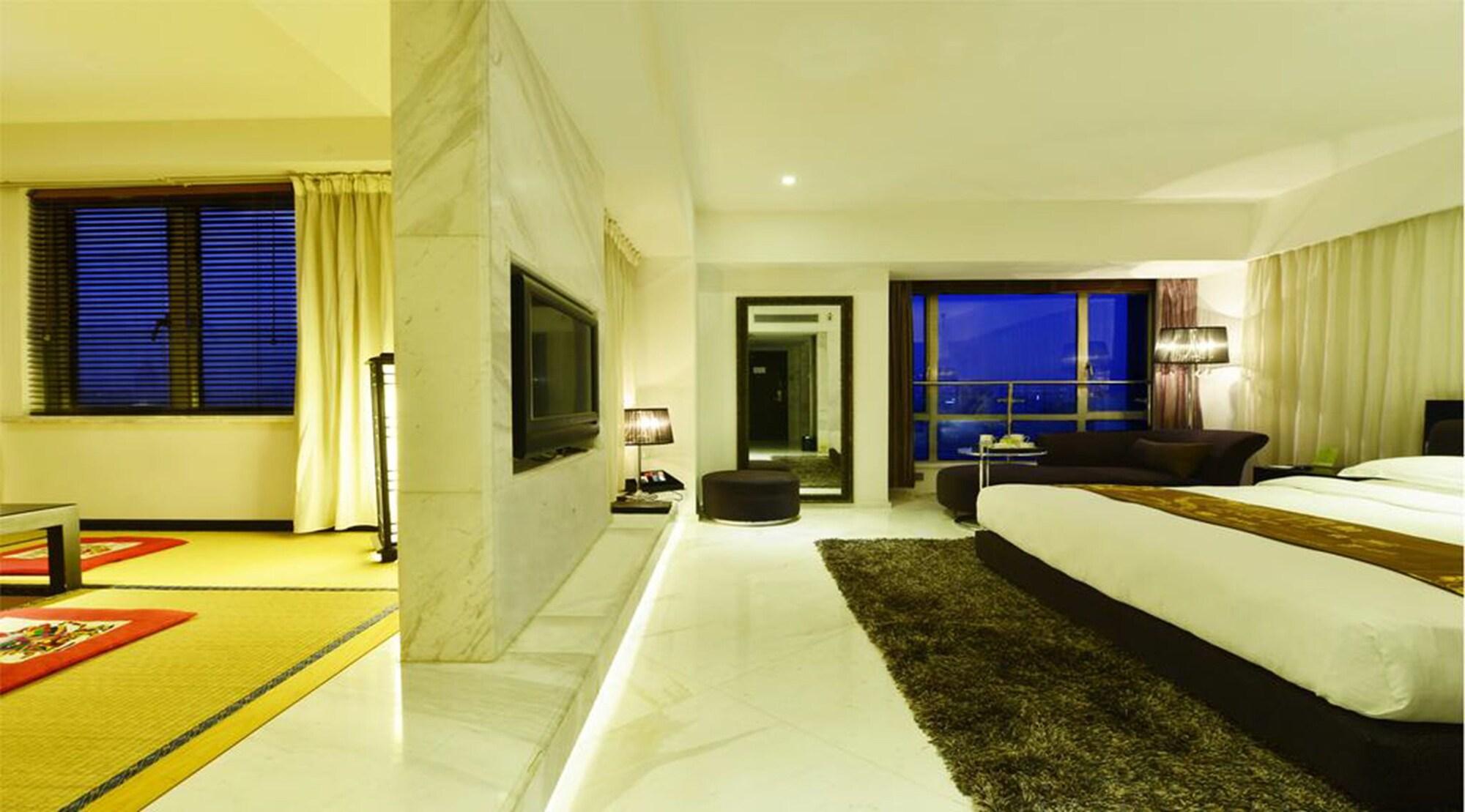 Kingtown Hotel Hongqiao Shanghai Esterno foto