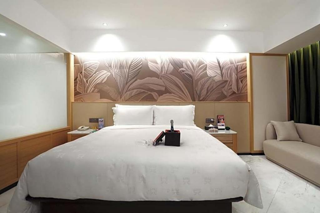 Kingtown Hotel Hongqiao Shanghai Esterno foto